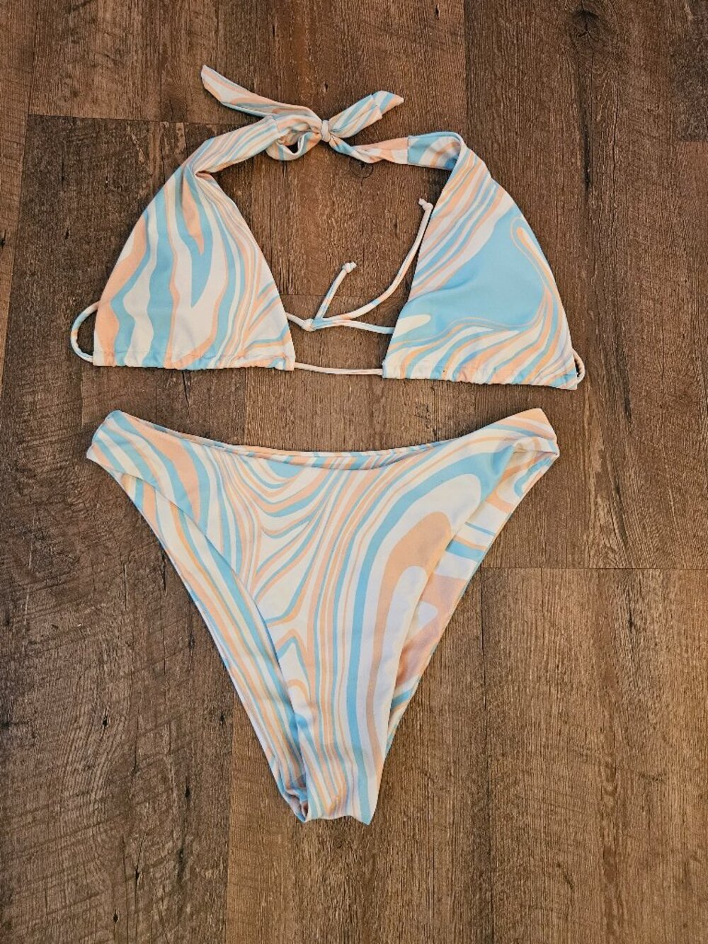 Aurelle Pastel Marble Swirl Triangle Bikini Set Women's Small